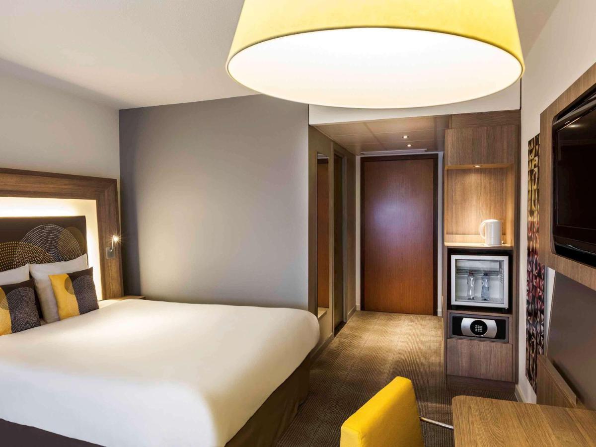 Hotel Novotel World Forum 4*