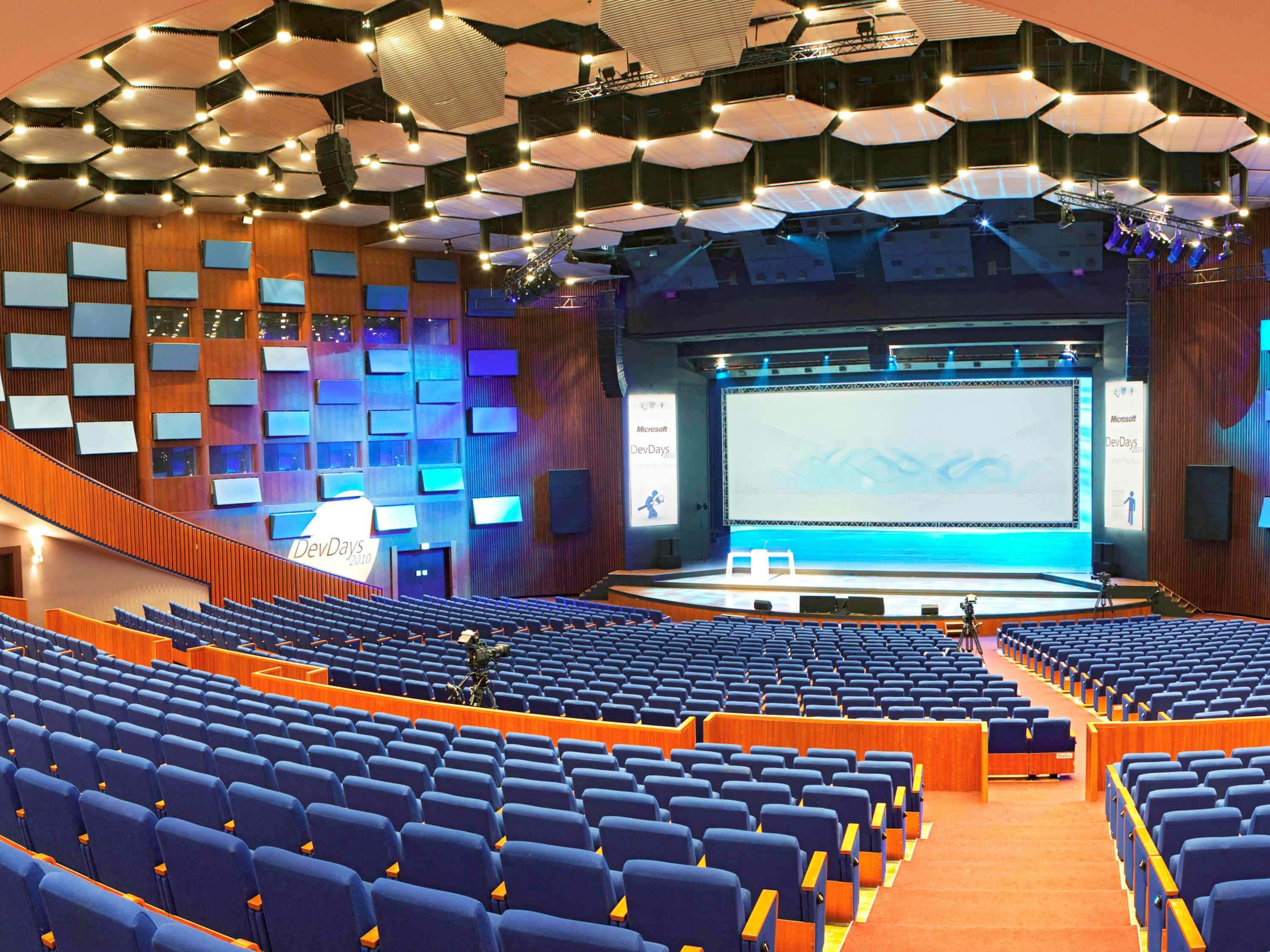 Hotel Novotel World Forum