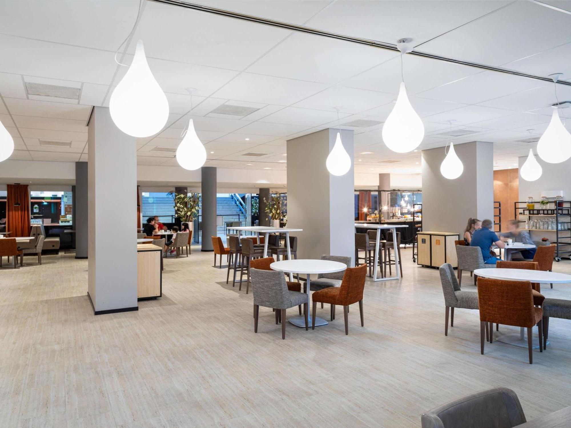 Hotel Novotel World Forum